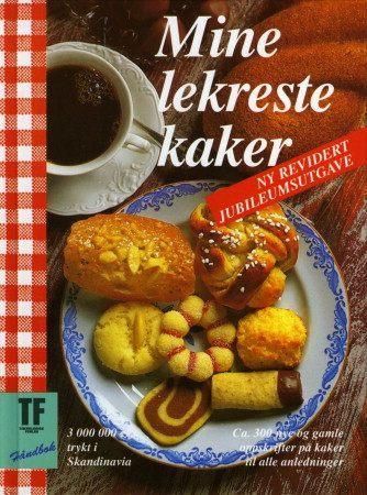 "Mine lekreste kaker - 294 nye og gamle kakeoppskrifter" av Aase Strømstad