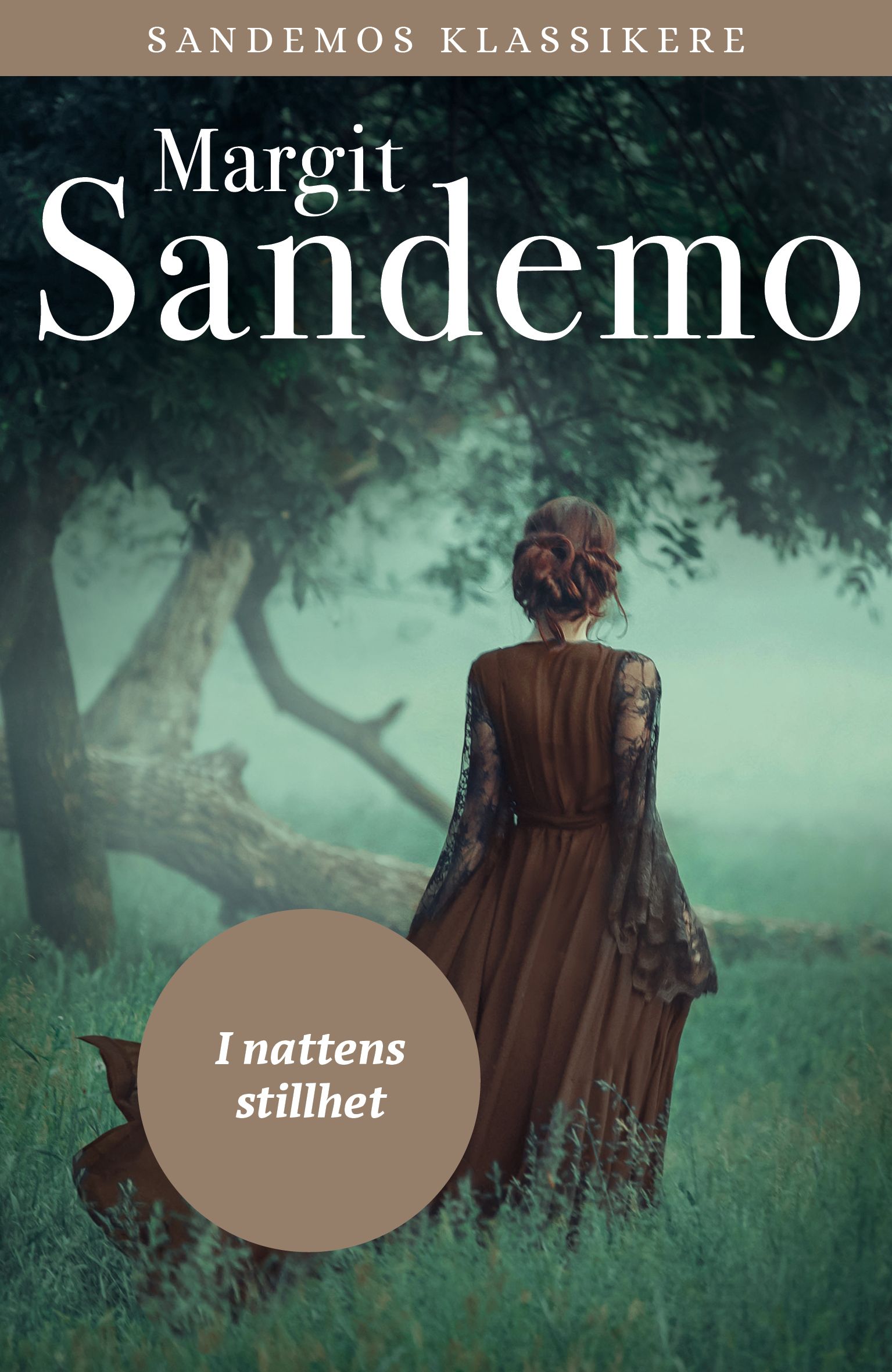 "I nattens stillhet" av Margit Sandemo