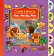 "Daniel & løvene - klar, ferdig, finn" av Vanessa Carroll