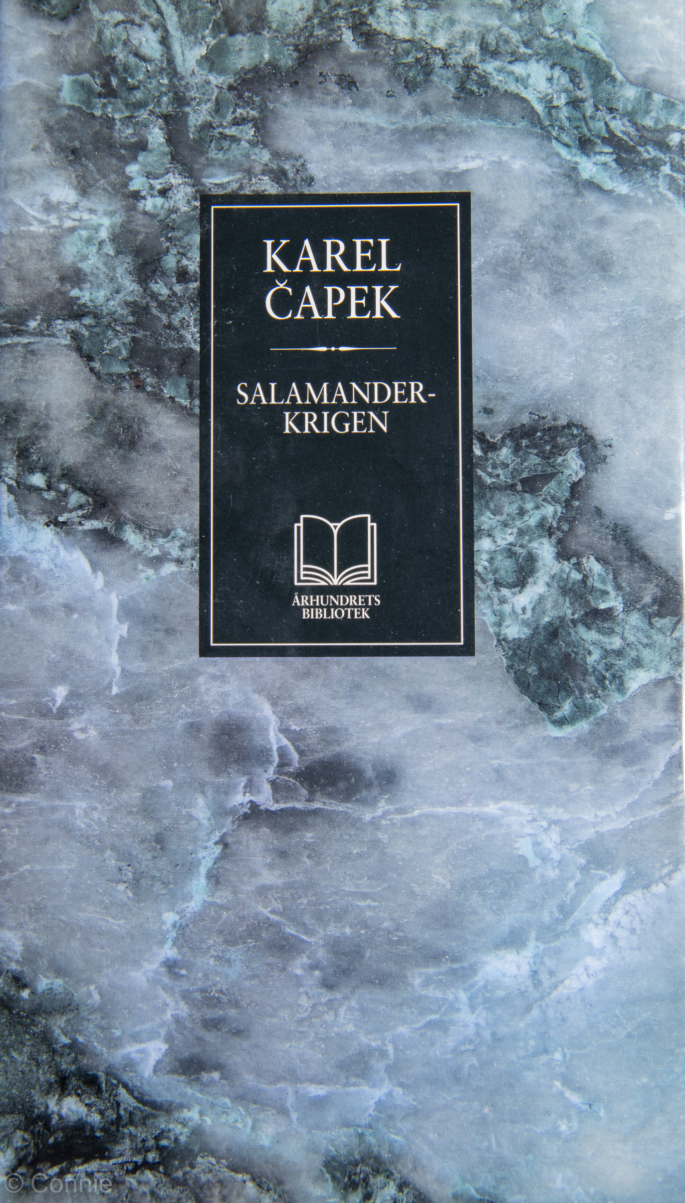 "Salamanderkrigen" av Karel Čapek