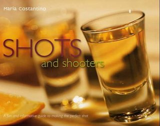 "Shots and shooters" av Maria Costantino