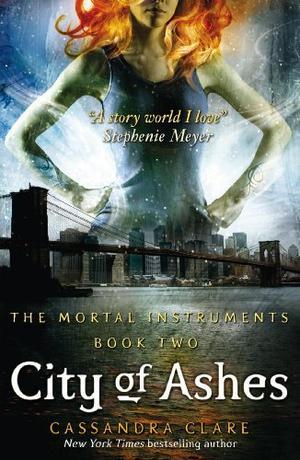 "City of ashes" av Cassandra Clare