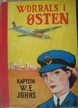 "Worrals i Østen Originalens tittel: Worrals goes east" av W. E. Johns
