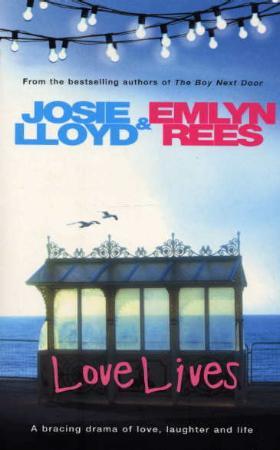 "Love lives" av Josie Lloyd