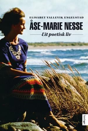 "Åse-Marie Nesse eit poetisk liv" av Elisabeth Vallevik Engelstad