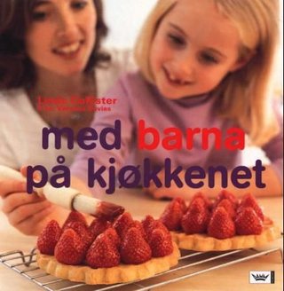 Med barna på kjøkkenet