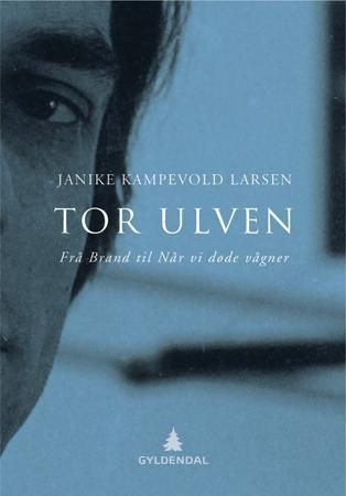 Å være vann i vannet - forestilling og virkelighet i Tor Ulvens forfatterskap