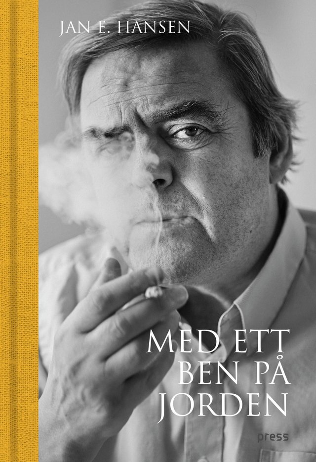 "Med ett ben på jorden" av Jan E. Hansen