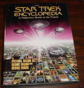 "The Star Trek Encyclopedia A Reference Guide to the Future Updated and Expanded Edition" av Michael and Denise Okuda with Debbie Mirek, Illustrations by Dough Drexler Okuda