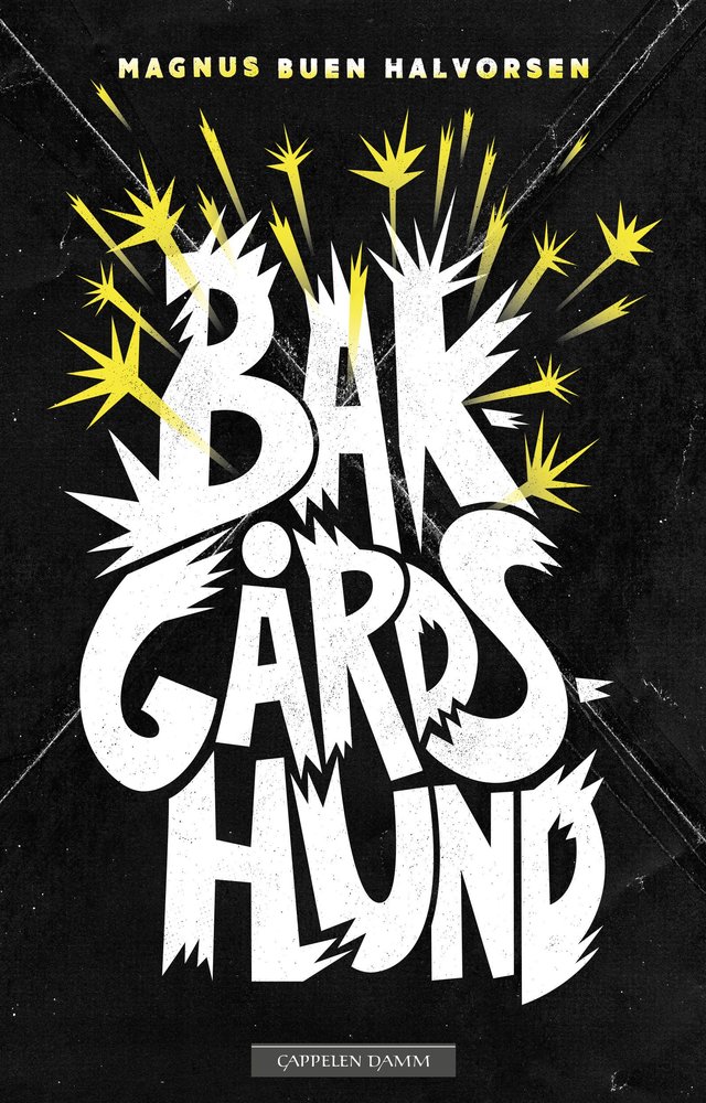 "Bakgårdshund" av Magnus Buen Halvorsen