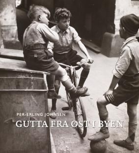 "Gutta fra øst i byen" av Per-Erling Johnsen