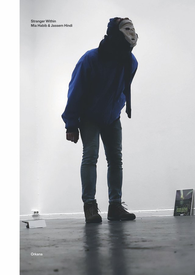 "Stranger within" av Mia Habib