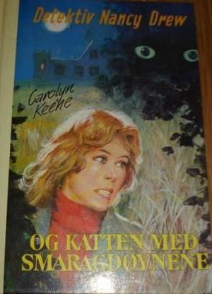 "Detektiv Nancy Drew og katten med smaragd√∏ynene" av Carolyn Keene