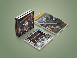 "Lyd og ulyd i Drammenshallen en komplett oversikt over alle konsertene i drammenshallen 1979-1990" av Anders Palm