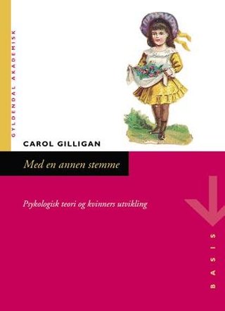 "Med en annen stemme" av Carol Gilligan