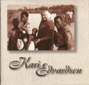 "Kari Edvardsen 40 spennende år i verdensmisjonens tjeneste sett med Kari Edvardsens øyne" av Kari Edvardsen