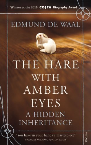 "The Hare With Amber Eyes A Hidden Inheritance by de Waal, Edmund (2011) Paperback" av Edmund de Waal