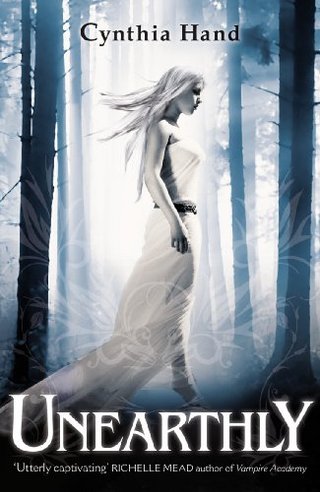 "Unearthly" av Cynthia Hand
