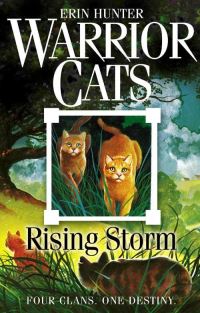 "Warrior Cats (4) - Rising Storm" av Erin Hunter
