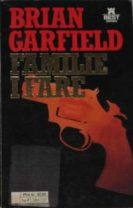 "Familie i fare" av Brian Garfield