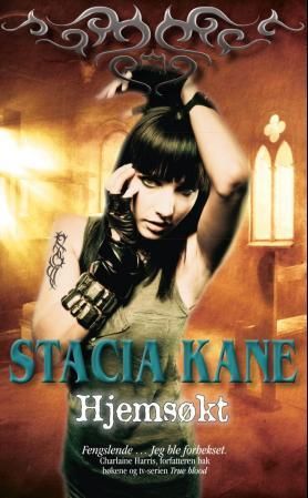 "Hjemsøkt" av Stacia Kane
