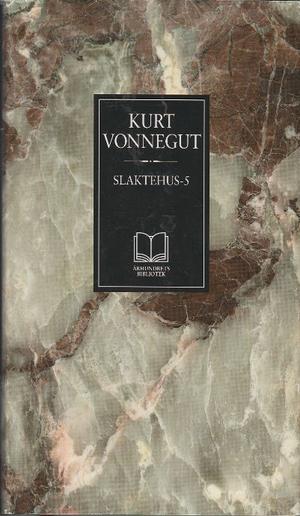 "Slaktehus-5, eller Barnekorstoget - en pliktdans med døden" av Kurt Vonnegut