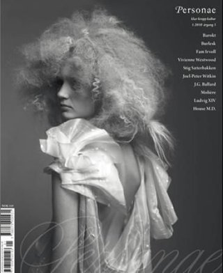 "Personae. Nr. 1 2010 klær, kropp, kultur" av Elisabeth Skjervum Hole
