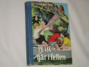 "Fem går i fellen" av Enid Blyton