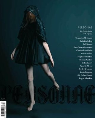 "Personae. Nr. 1 2008 klær, kropp, kultur" av Elisabeth Skjervum Hole