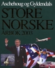 "Aschehoug og Gyldendals store norske årbok 2003" av Øyvind Reisegg