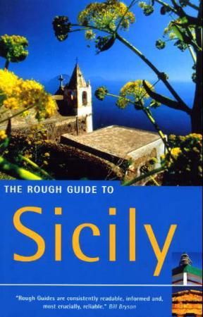 "The rough guide to Sicily" av Robert Andrews
